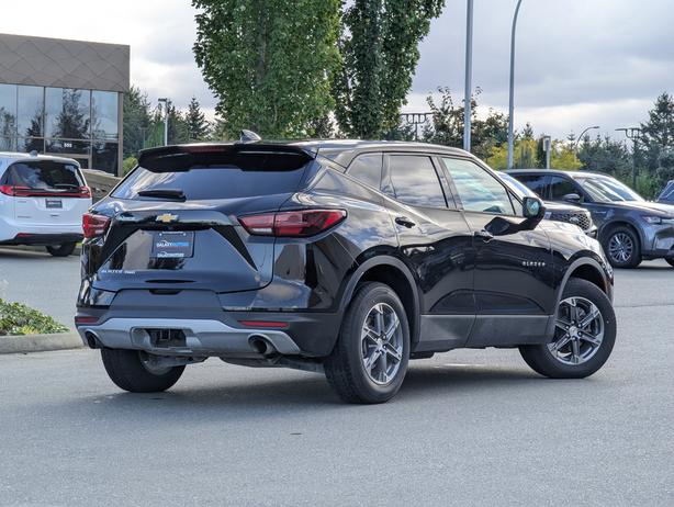 2024 Chevrolet Blazer LT - No Accidents, AWD, Heated Seats image 6