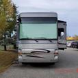 Used 2011 Newmar Mountainaire 4333 thumbnail image 2