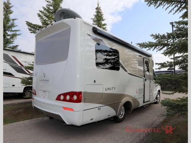 Used 2015 Triple E Unity 24TB image 6