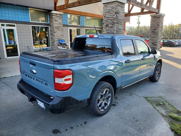 2023 Ford Maverick XLT image 6