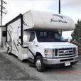 Used 2017 Thor Motor Coach Four Winds 31L thumbnail image 1