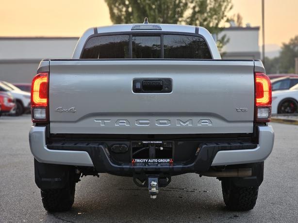 2022 Toyota Tacoma SR5 - One Owner, No Accidents, Heated Seats image 6
