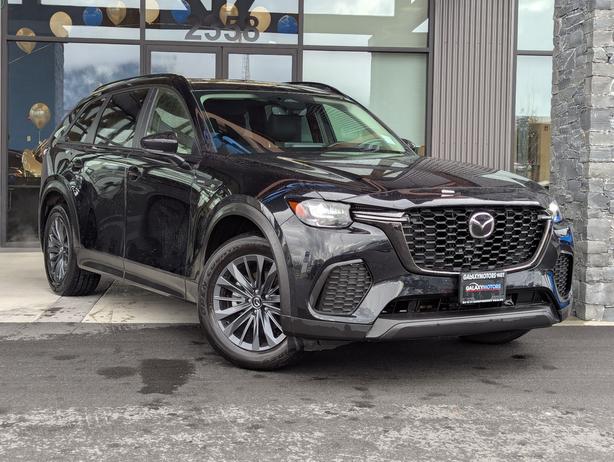 2025 Mazda CX-70 GS-L - Sunroof, Leather, Heated Seats image 4