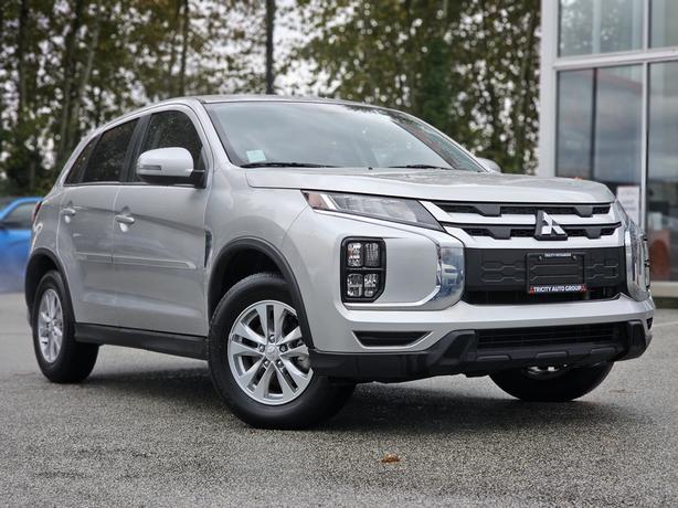 2023 Mitsubishi RVR GT AWC image 3