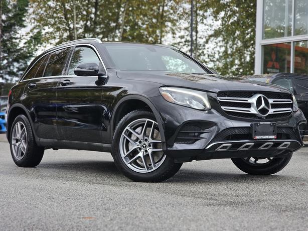 2019 Mercedes-Benz GLC GLC 300 4MATIC SUV image 3