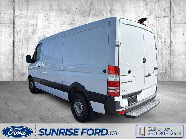2017 Mercedes-Benz Sprinter Base, High-roof, extended wheelbase for maximum carg image 7
