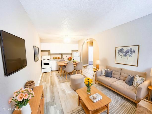 2 bedroom Victoria Apartments image 3