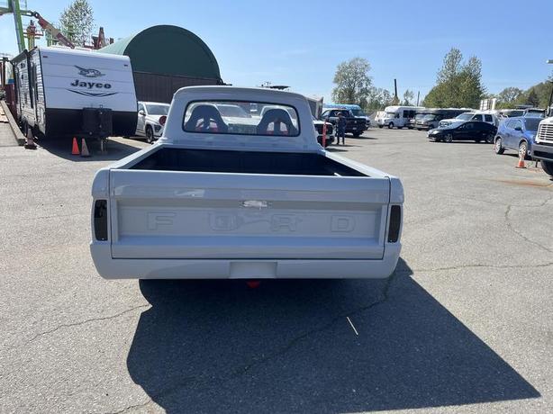 1962 Ford F-100 2 Seater image 4