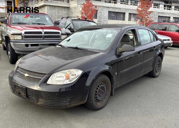 2009 Chevrolet Cobalt LS | No Reported Accidents! image 1