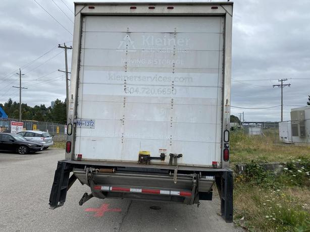 2014 International Durastar 4300 24 foot Cube Van Power Tailgate Diesel With Hyd image 4