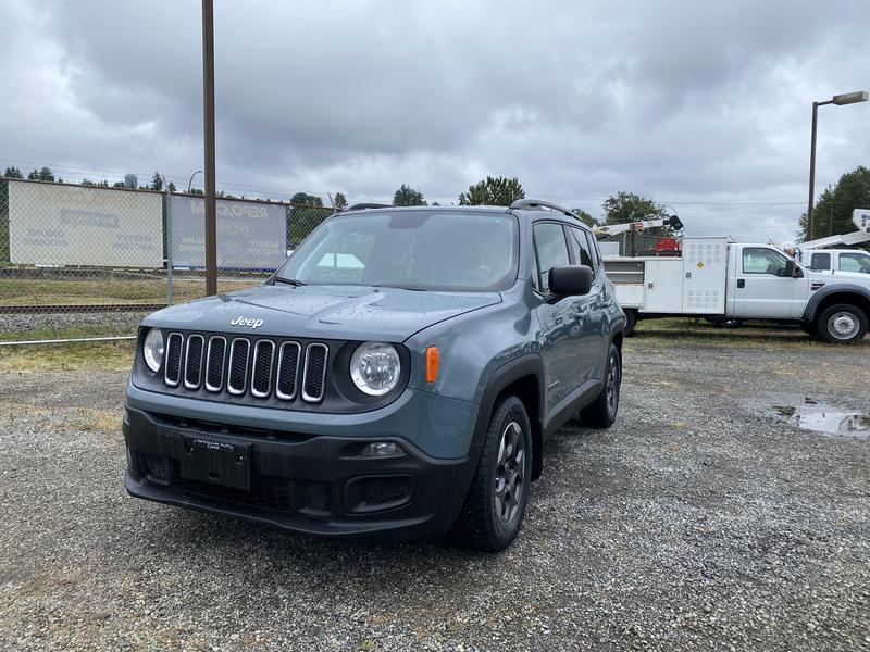 2018 Jeep Renegade Sport FWD with Backup Camera and Bluetooth display photo