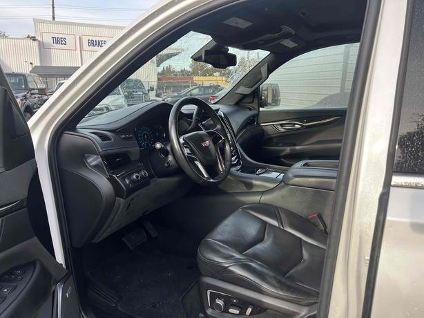 2016 Cadillac Escalade image 6