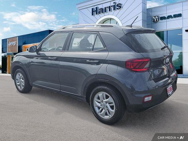 2023 Hyundai Venue Preferred IVT | Low Km's | No Reported Accidents! image 4
