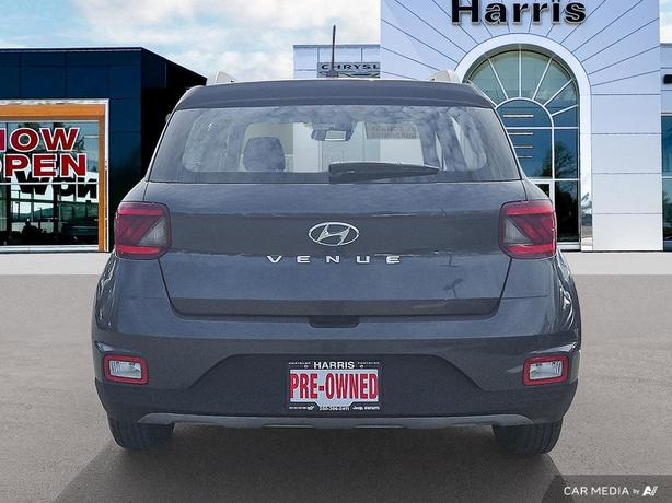 2023 Hyundai Venue Preferred IVT | Low Km's | No Reported Accidents! image 5