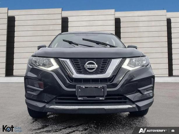 2017 NISSAN ROGUE image 2