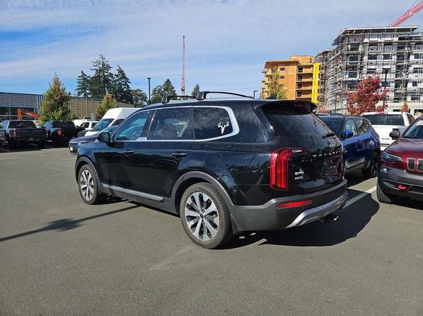 2020 Kia Telluride SX AWD | Premium Leather | No Reported Accidents! image 4