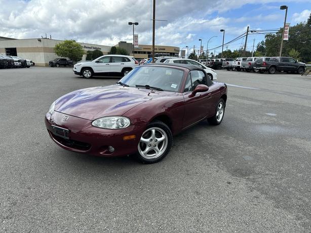 2003 Mazda MX-5 Base image 1