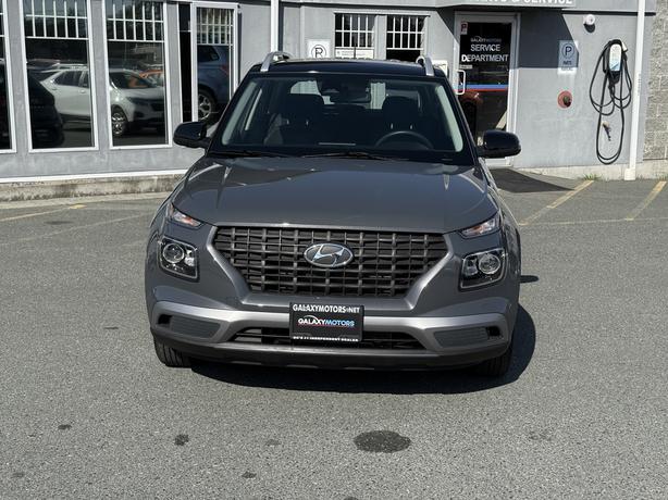 2024 Hyundai Venue PREFERRED- No Accidents, BC Local & One Owner image 3