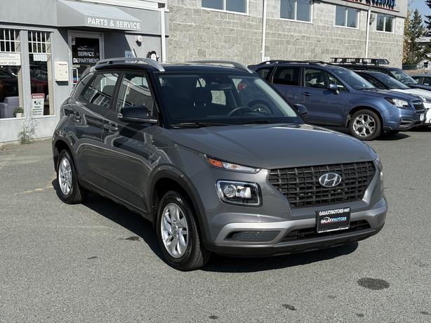 2024 Hyundai Venue PREFERRED- No Accidents, BC Local & One Owner image 4