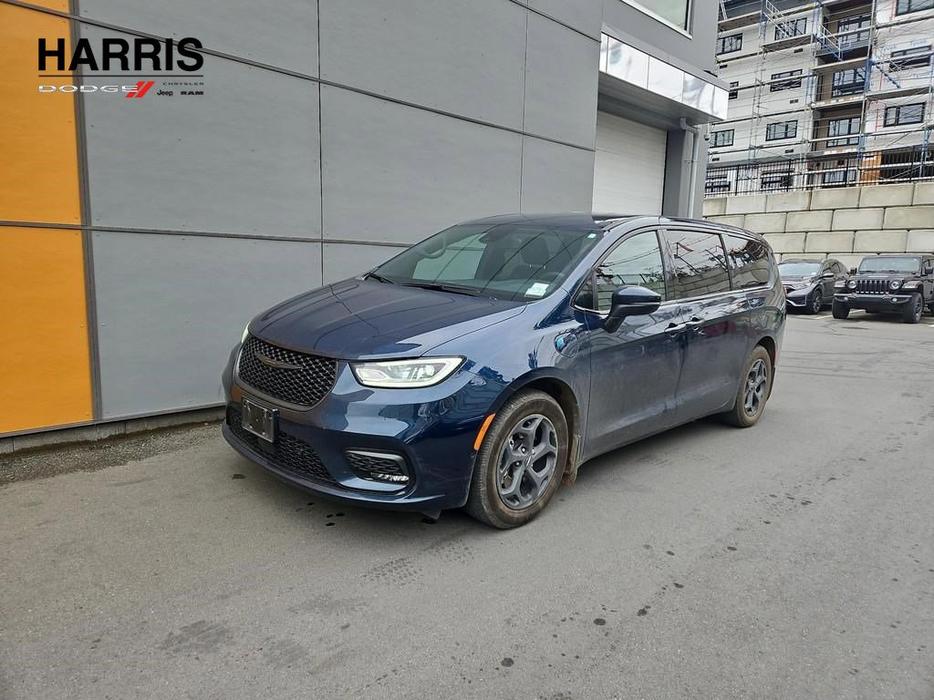 2023 Chrysler Pacifica Hybrid Touring L | One Owner | Fully Loaded! display photo