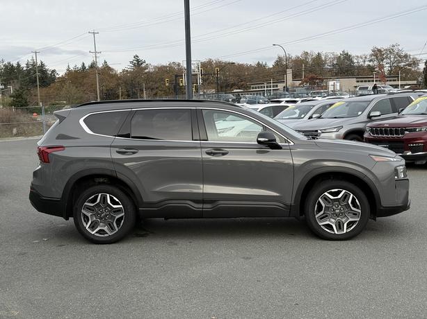 2022 Hyundai Santa Fe Urban AWD- No Accidents, BC Local & Power Seat image 5