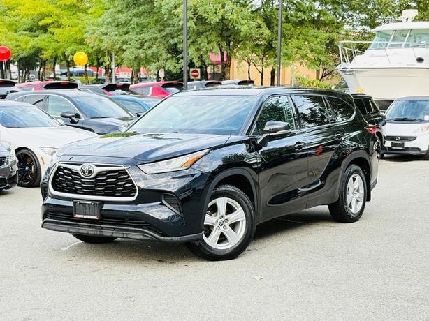 2021 Toyota Highlander LE - Forward Collision Mitigation, Lane Departure image 2