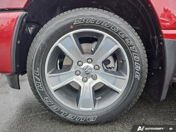 2025 RAM 1500 Tradesman 4x4 Crew Cab 6'4 Box | One Owner | No Reported Accidents image 6