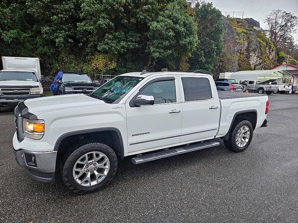2015 GMC  Sierra 1500 SLT image 2
