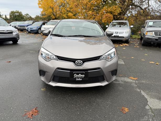 2015 Toyota Corolla image 2