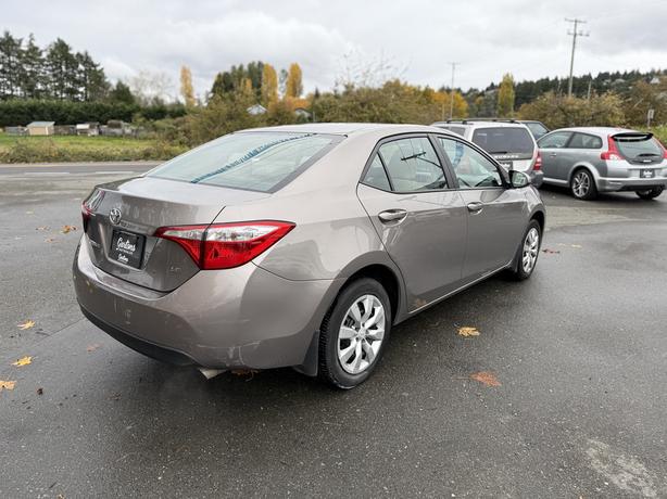 2015 Toyota Corolla image 5