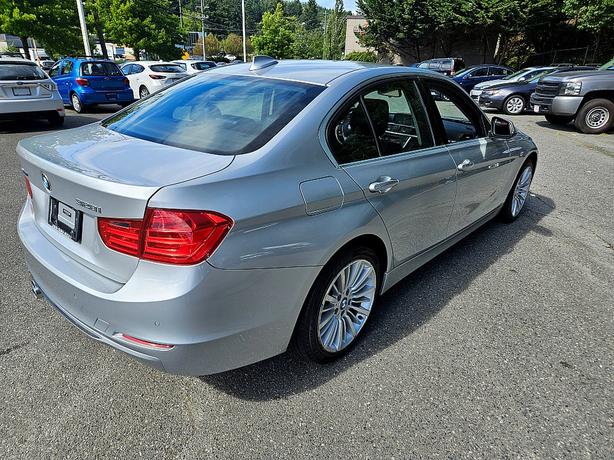 2014 BMW  328i xDrive image 6