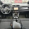 2022 Nissan LEAF SV Hatchback thumbnail image 6