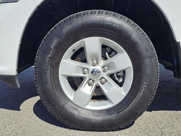 2019 RAM 1500 Classic 4x4 Quad Cab 6'4" Box image 5