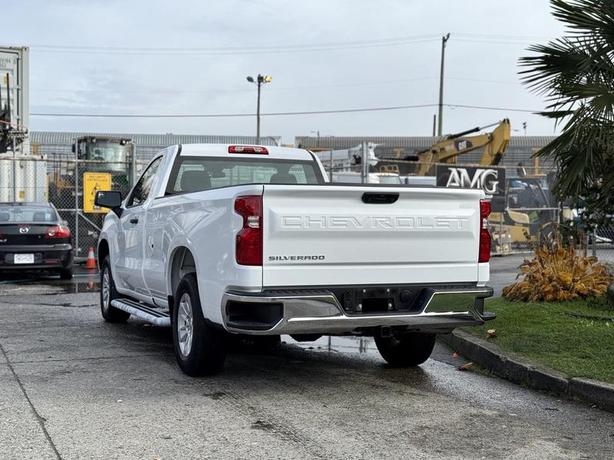 2024 Chevrolet Silverado 1500 Work Truck with 8-Foot Long Box and Tow Package image 7