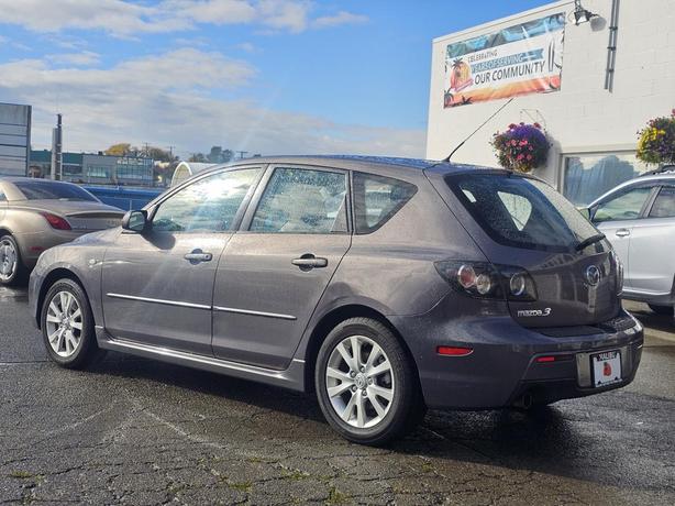 2007 Mazda3 4dr HB Sport Manual GS image 4