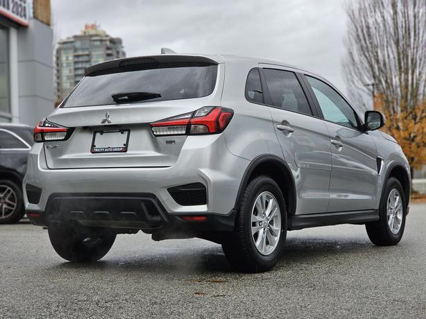 2023 Mitsubishi RVR GT AWC image 5