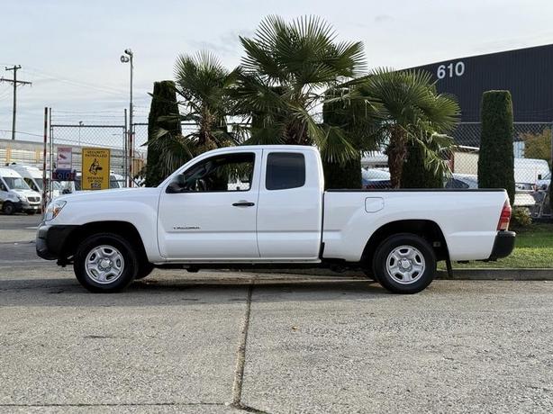 2013 Toyota Tacoma Access Cab 2WD Pickup Truck with Power Options image 6