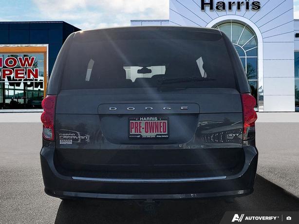 2020 Dodge Grand Caravan SXT | No Reported Accidents! image 5