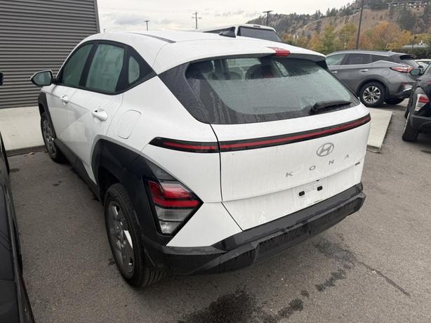 2024 Hyundai Kona Essential LANE KEEP ASSIST! DRIVER ATTENTION WARNING! image 3