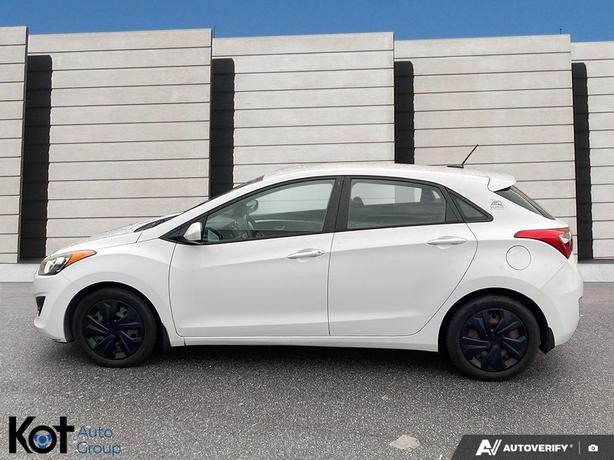 2015 Hyundai Elantra GT GL BLUETOOTH! HEATED SEATS! CRUISE CONTROL! image 3