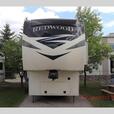 Used 2020 CrossRoads RV Redwood 3901WB thumbnail image 2