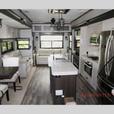 Used 2020 CrossRoads RV Redwood 3901WB thumbnail image 8