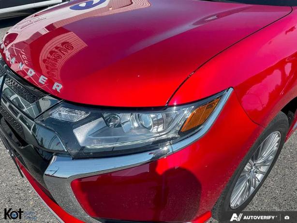 2020 MITSUBISHI OUTLANDER PHEV image 8