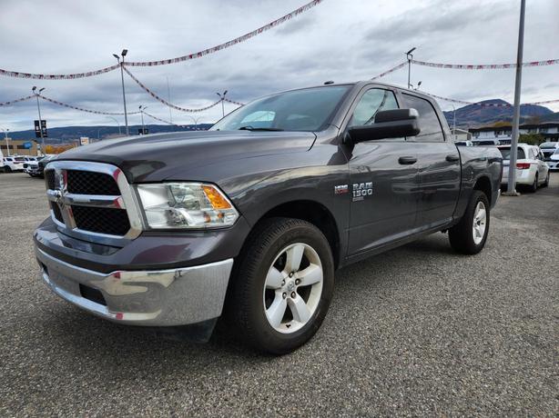 2023 RAM 1500 Classic SLT | 5.7L HEMI V8 | 5'7 Box | Trailer Tow Mirrors | Class image 1