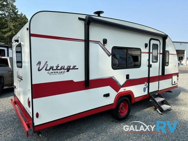Used 2021 Gulf Stream RV Vintage Cruiser 19MBS image 5