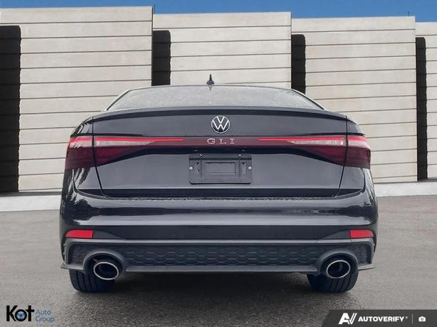 2025 VOLKSWAGEN JETTA GLI image 5