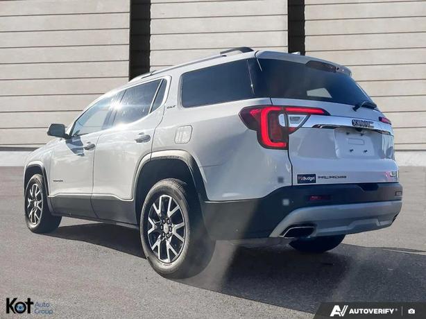2023 GMC ACADIA image 4