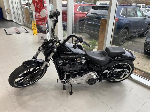 2019 Harley-Davidson FXBRS image 4