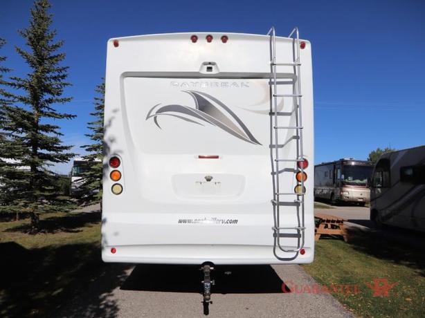 Used 2012 Thor Motor Coach Daybreak 34SS image 5