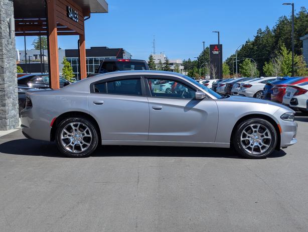 2017 Dodge Charger SXT - No Accidents, AWD, Heated Seats, Flex Fuel image 5